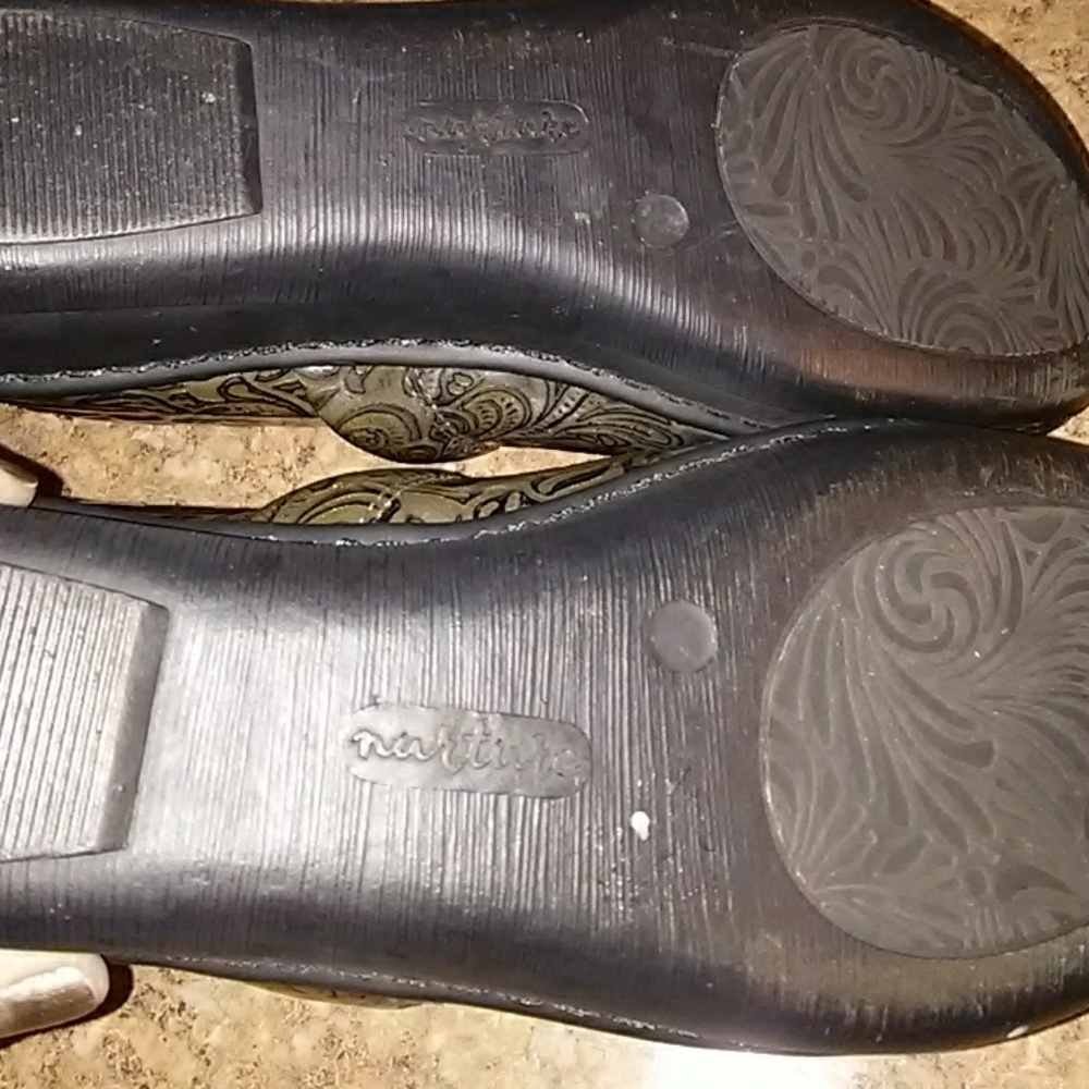 Women's Nurture Shoes - Picture 7 of 8
